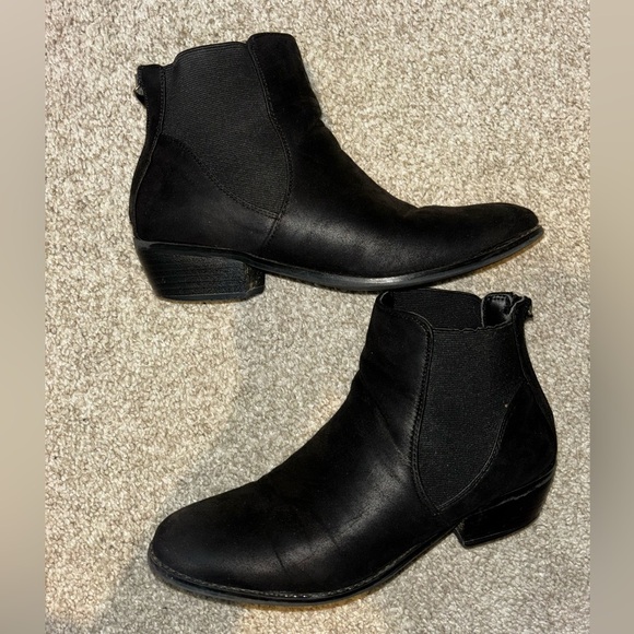 Chinese Laundry Sequoia Boots - Picture 5 of 11